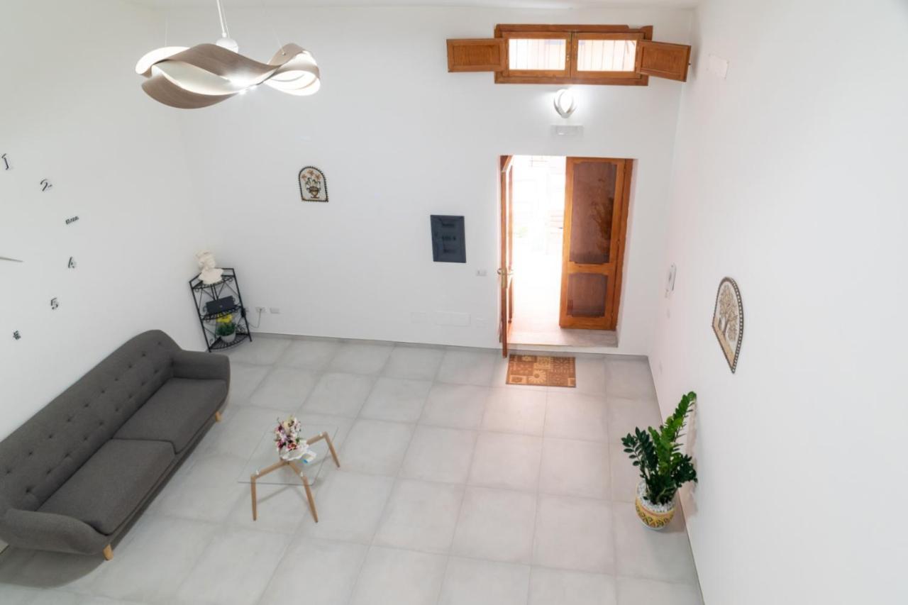 I Parrini Bed and Breakfast Porto Empedocle Buitenkant foto