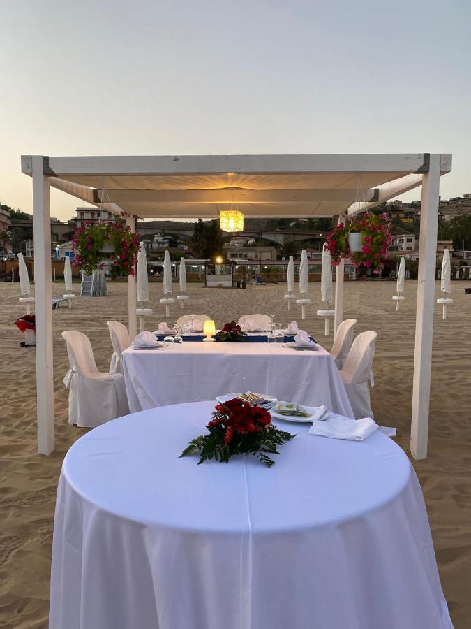 I Parrini Bed and Breakfast Porto Empedocle Buitenkant foto