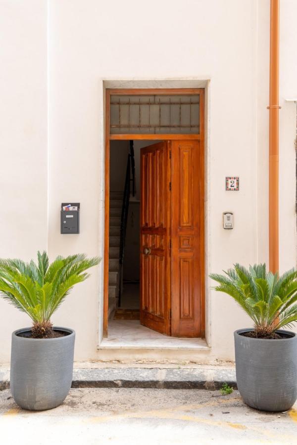 I Parrini Bed and Breakfast Porto Empedocle Buitenkant foto