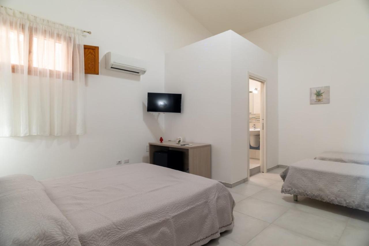 I Parrini Bed and Breakfast Porto Empedocle Buitenkant foto