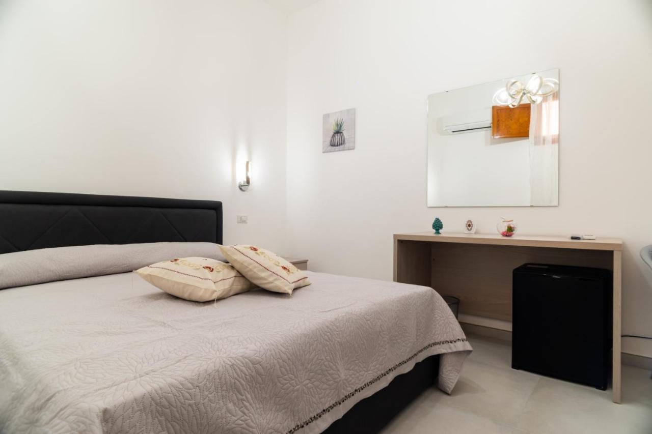 I Parrini Bed and Breakfast Porto Empedocle Buitenkant foto
